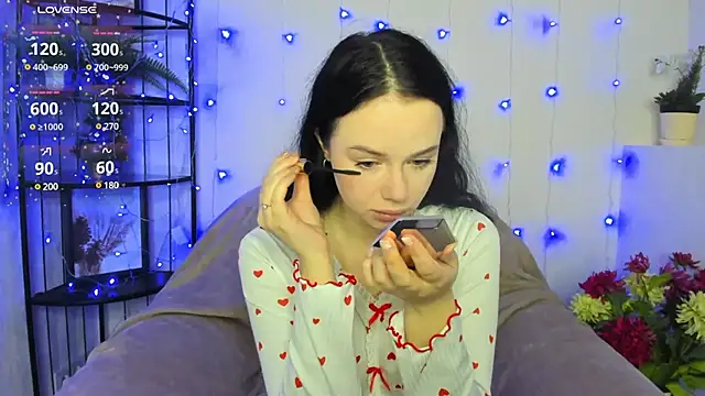 Lori  Hell online show from 02/14/25, 02:50