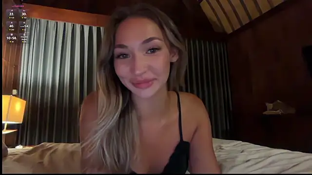 Snapshot of bailey_kat chatting on 05/07/26, 01:25 bailey kat online show from 05/07/26, 01:25