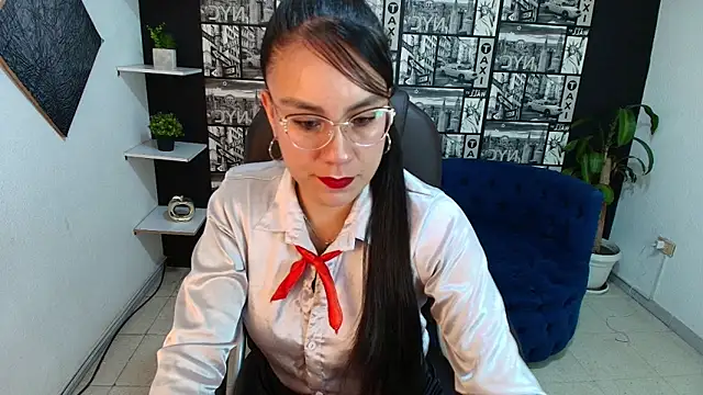 Agata-Moon online show from 11/20/25, 01:12