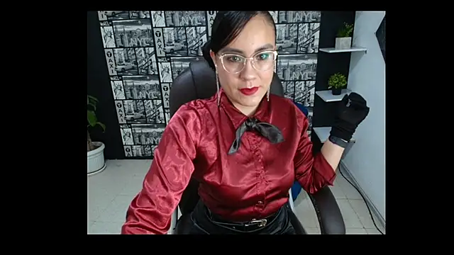 Agata-Moon online show from 10/19/25, 02:20