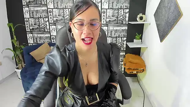 Agata-Moon online show from 03/21/25, 05:45