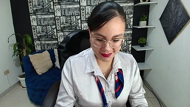 Agata-Moon online show from 10/30/25, 01:09