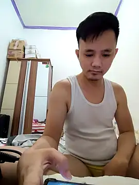 Snapshot of andi888999 chatting on 10/27/25, 02:07 andi888999 online show from 10/27/25, 02:07