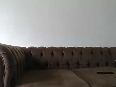 officialkhakes za online show from 03/19/26, 10:37