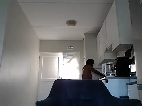 officialkhakes za online show from 03/08/26, 03:37