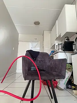 officialkhakes za online show from 03/11/26, 07:02