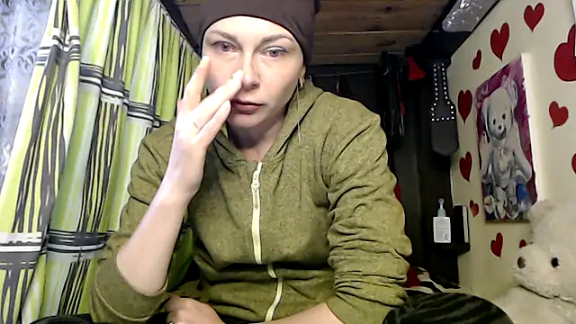 HarleyQuinn 69 online show from 03/18/25, 07:33