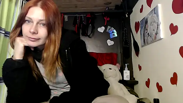 HarleyQuinn 69 online show from 10/22/25, 02:27