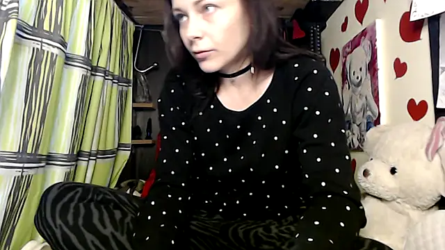 HarleyQuinn 69 online show from 03/06/25, 08:27