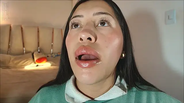 Snapshot of nerak_1a_ chatting on 01/30/25, 12:18 nerak 1a online show from 01/30/25, 12:18