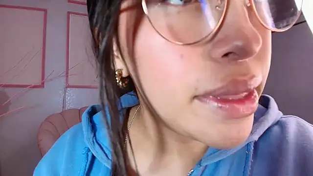 Snapshot of nerak_1a_ chatting on 03/17/25, 07:15 nerak 1a online show from 03/17/25, 07:15