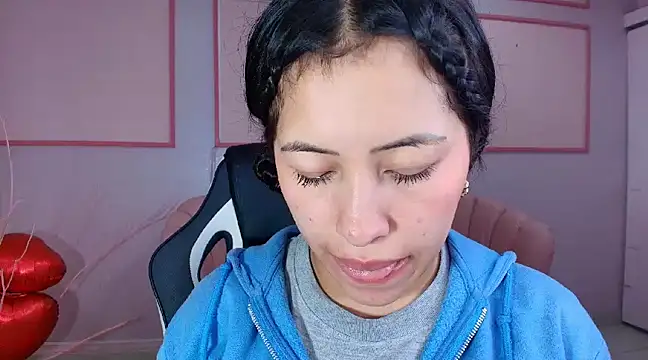 Snapshot of nerak_1a_ chatting on 03/14/25, 07:23 nerak 1a online show from 03/14/25, 07:23