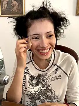 LiliJones  online show from 10/22/25, 05:12