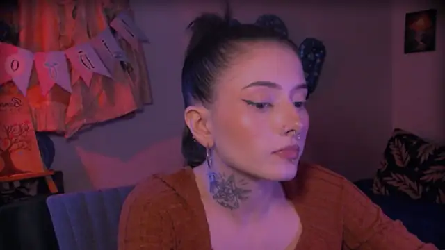 LiliJones  online show from 04/04/26, 06:58