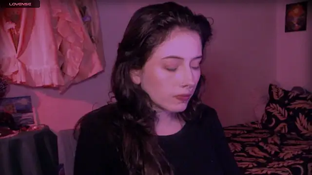 LiliJones  online show from 03/27/26, 07:15