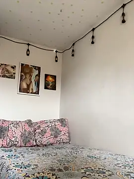 LiliJones  online show from 02/06/26, 04:14