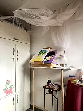 LiliJones  online show from 09/30/25, 04:57