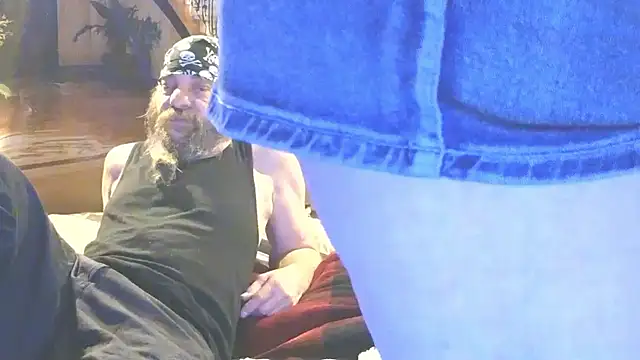 PropertyAndBiker online show from 11/13/25, 11:08