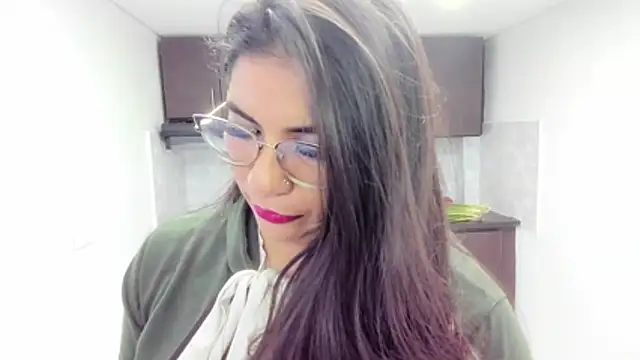 Luna Dumont online show from 12/02/25, 11:12