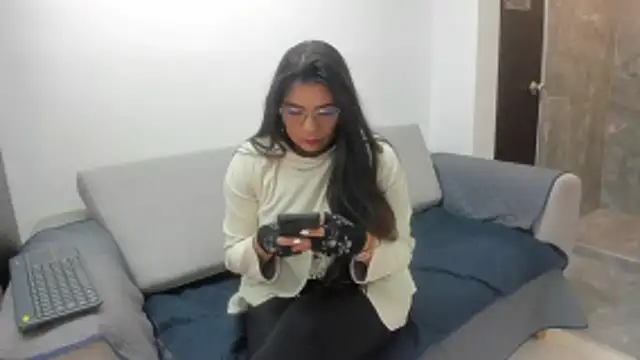 Luna Dumont online show from 01/07/26, 11:15