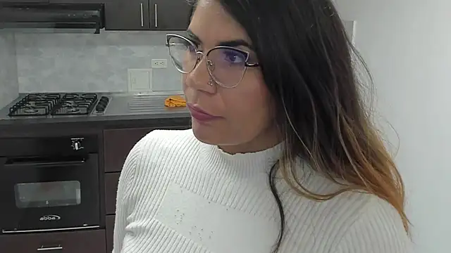 Luna Dumont online show from 03/18/25, 11:11