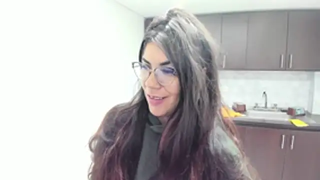 Luna Dumont online show from 10/14/25, 11:11