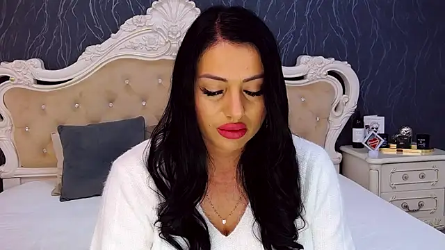 Lauren Saint online show from 11/24/25, 03:23