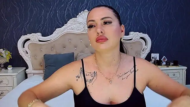 Snapshot of Lauren_Saint chatting on 09/27/25, 07:36 Lauren Saint online show from 09/27/25, 07:36