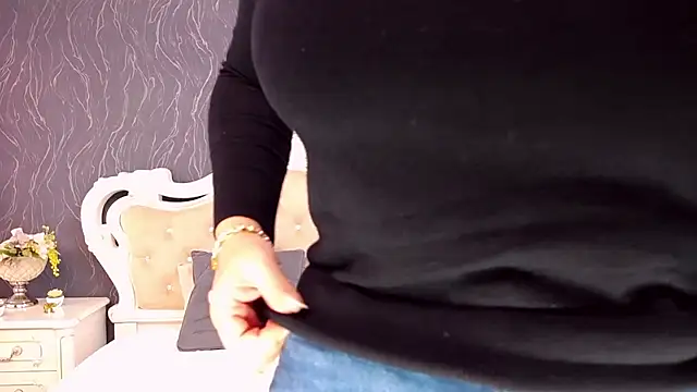 Lauren Saint online show from 11/23/25, 10:03