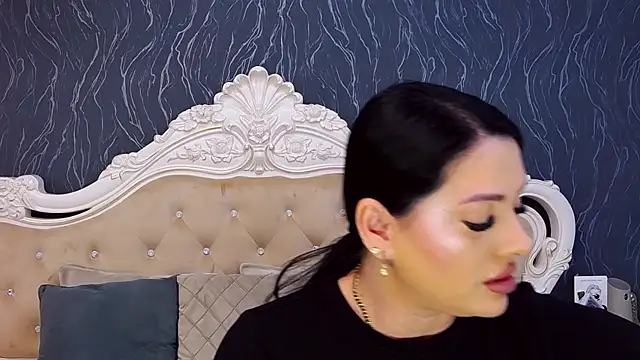 Lauren Saint online show from 03/11/26, 06:24