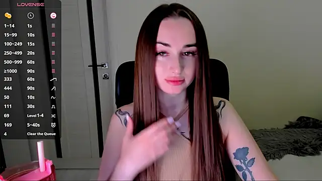 Snapshot of Kimmberr chatting on 09/28/25, 03:46 Kimmberr online show from 09/28/25, 03:46