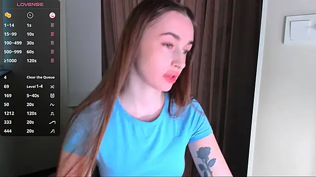 Snapshot of Kimmberr chatting on 12/27/24, 06:24 Kimmberr online show from 12/27/24, 06:24