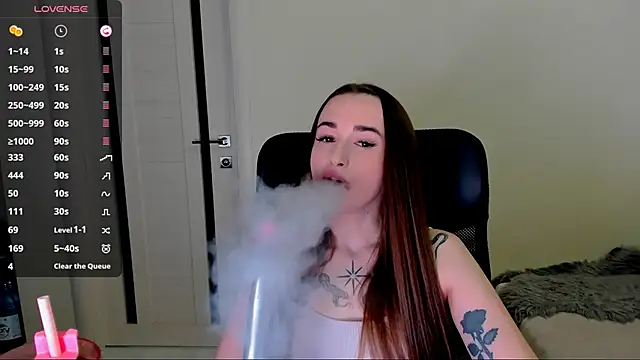 Snapshot of Kimmberr chatting on 11/29/25, 05:51 Kimmberr online show from 11/29/25, 05:51