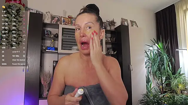 SheilaRyan online show from 04/10/26, 05:03