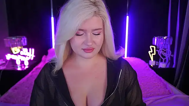 CocoSecretss online show from 10/11/25, 06:58