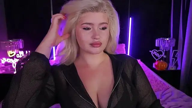 CocoSecretss online show from 11/09/25, 07:45