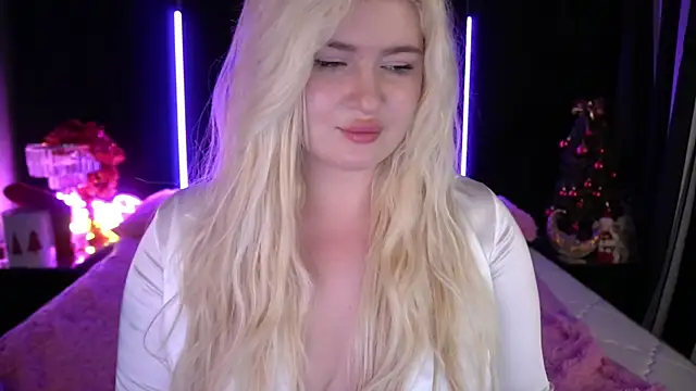 CocoSecretss online show from 01/05/25, 11:37