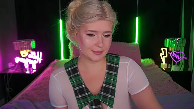 CocoSecretss online show from 10/07/25, 06:47