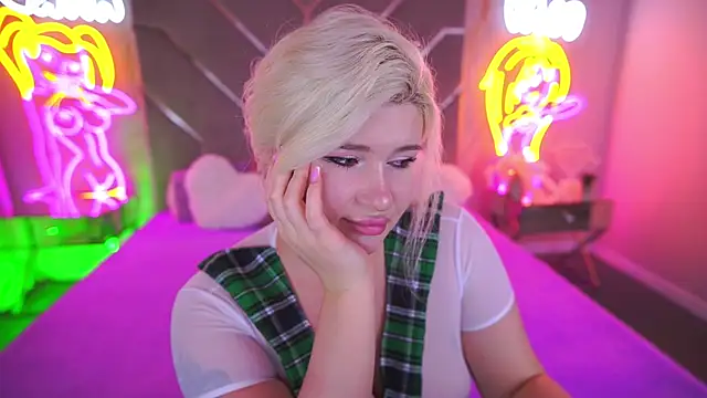 CocoSecretss online show from 10/21/25, 06:46