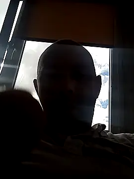 Snapshot of Piter9023 chatting on 10/26/25, 10:59 Piter9023 online show from 10/26/25, 10:59