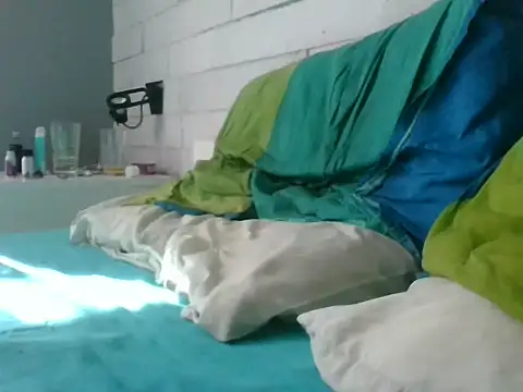 Snapshot of Piter9023 chatting on 09/21/25, 09:58 Piter9023 online show from 09/21/25, 09:58