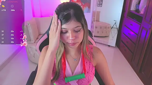 NATAASHA    online show from 11/04/25, 03:21