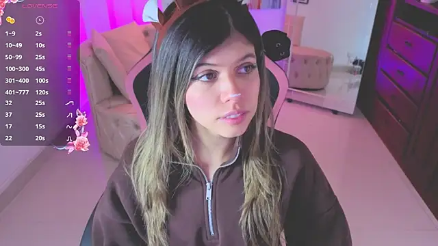 NATAASHA    online show from 12/22/25, 03:28