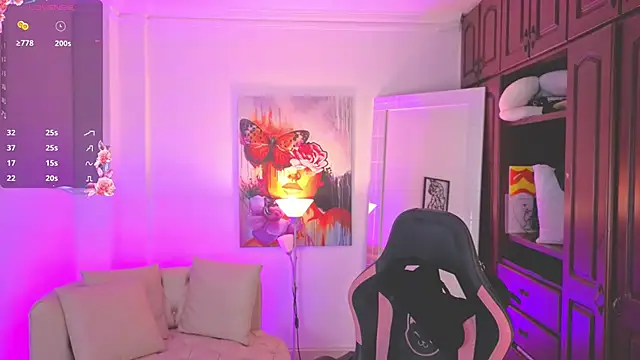 NATAASHA    online show from 10/17/25, 03:21