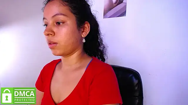 Snapshot of Mr_MrsCurie chatting on 02/28/25, 08:39 Mr MrsCurie online show from 02/28/25, 08:39