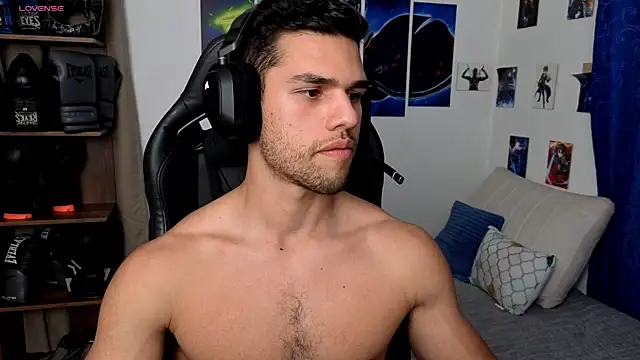 Snapshot of JacobKirito chatting on 10/30/25, 03:27 JacobKirito online show from 10/30/25, 03:27