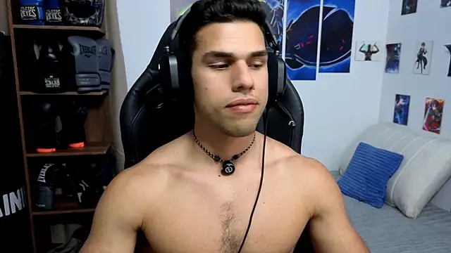 Snapshot of JacobKirito chatting on 10/22/25, 02:33 JacobKirito online show from 10/22/25, 02:33