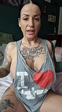 EmilyDiazofficial online show from 11/23/25, 11:20