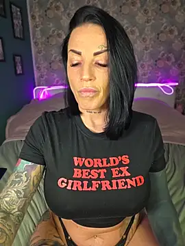 EmilyDiazofficial online show from 04/19/26, 01:23