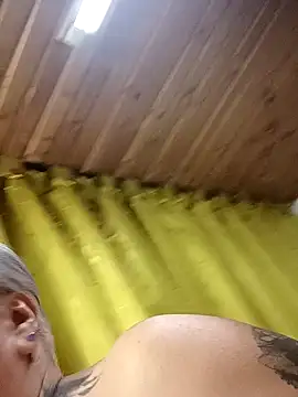 Snapshot of DirtyBIianca chatting on 10/26/25, 12:00 DirtyBIianca online show from 10/26/25, 12:00